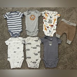 52 Piece Newborn Baby Clothing LOT